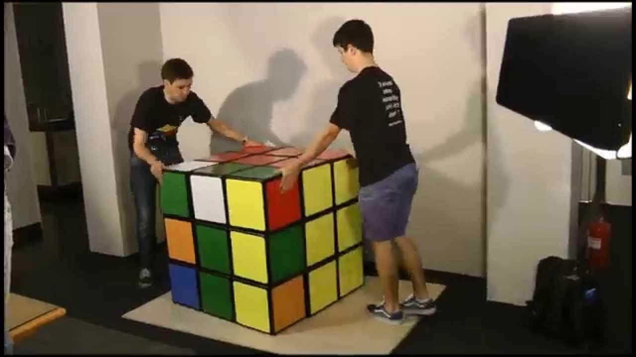 Solving the world's largest Rubik's Cube - Feliks Zemdegs & Mats Valk