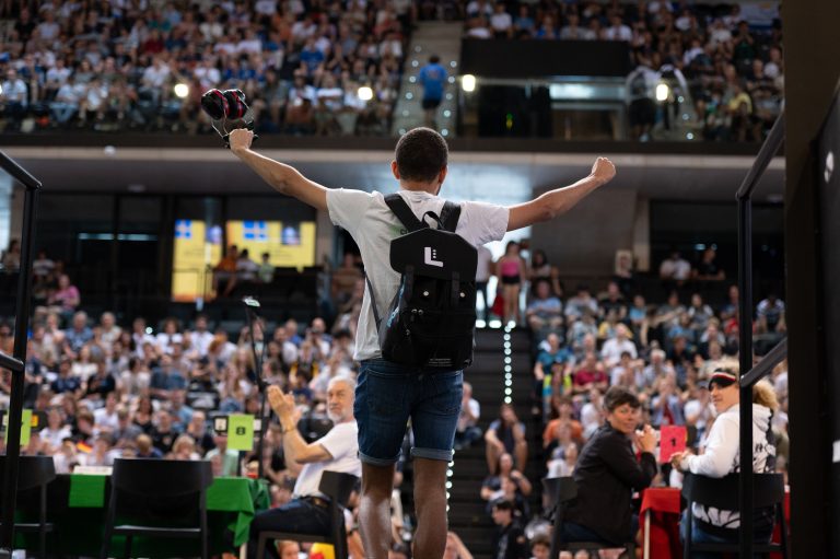 rubiks-kub-em-2024-pamplona-daniel-wallin-entre-final-3x3-med-ögonbindel